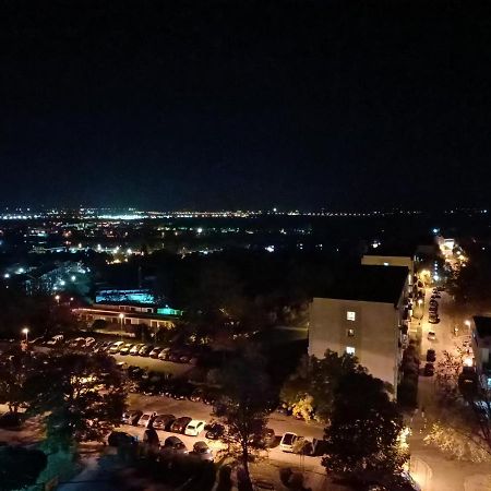 Apartament Kosmos Gorzow Gorzow Wielkopolski Bagian luar foto