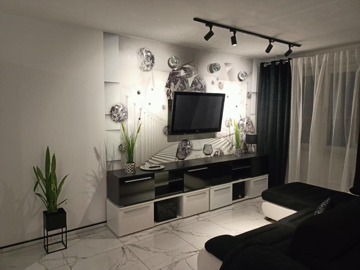 Apartament Kosmos Gorzow Gorzow Wielkopolski Bagian luar foto
